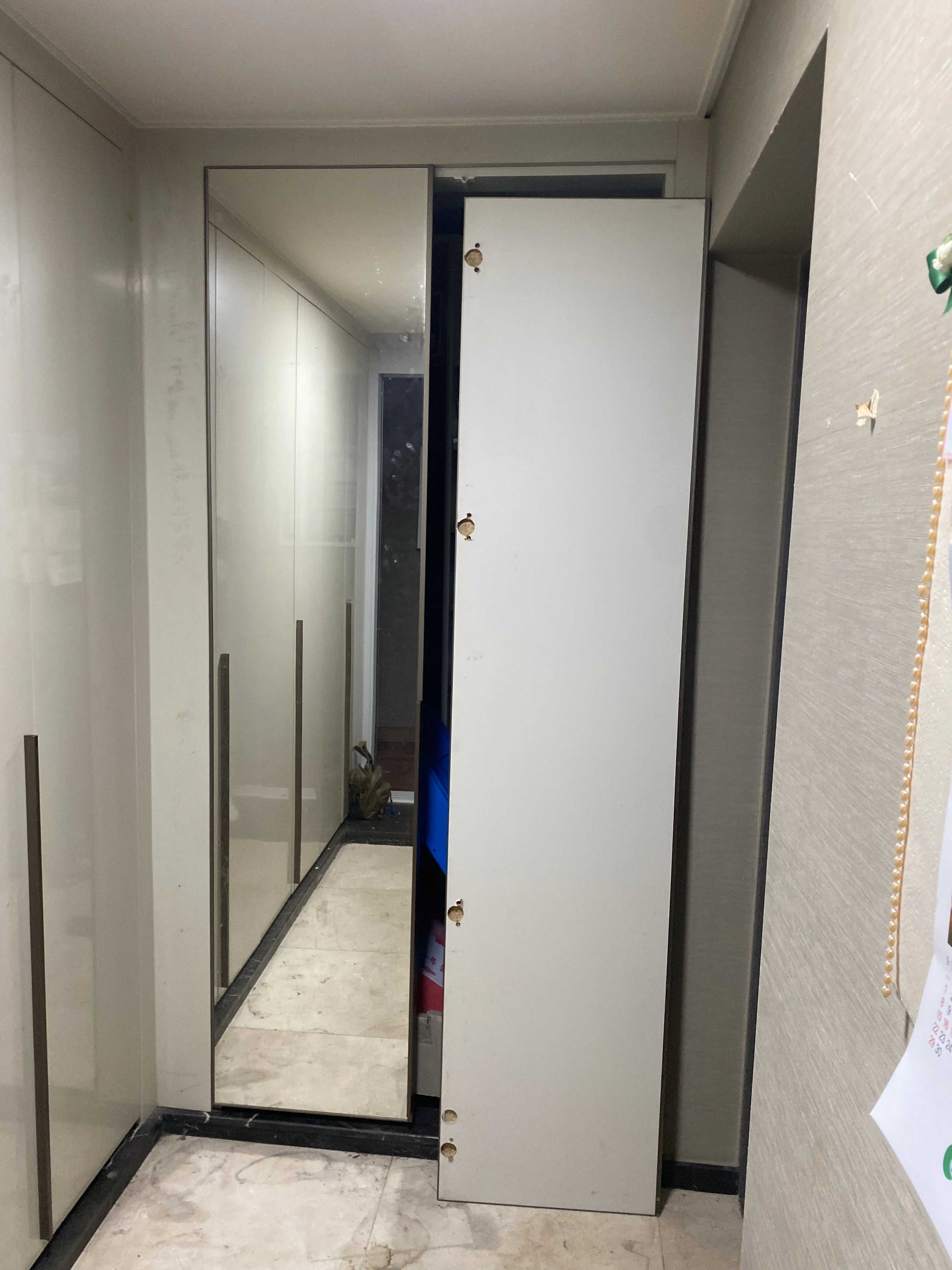 강남 붙박이장리폼 시공 전